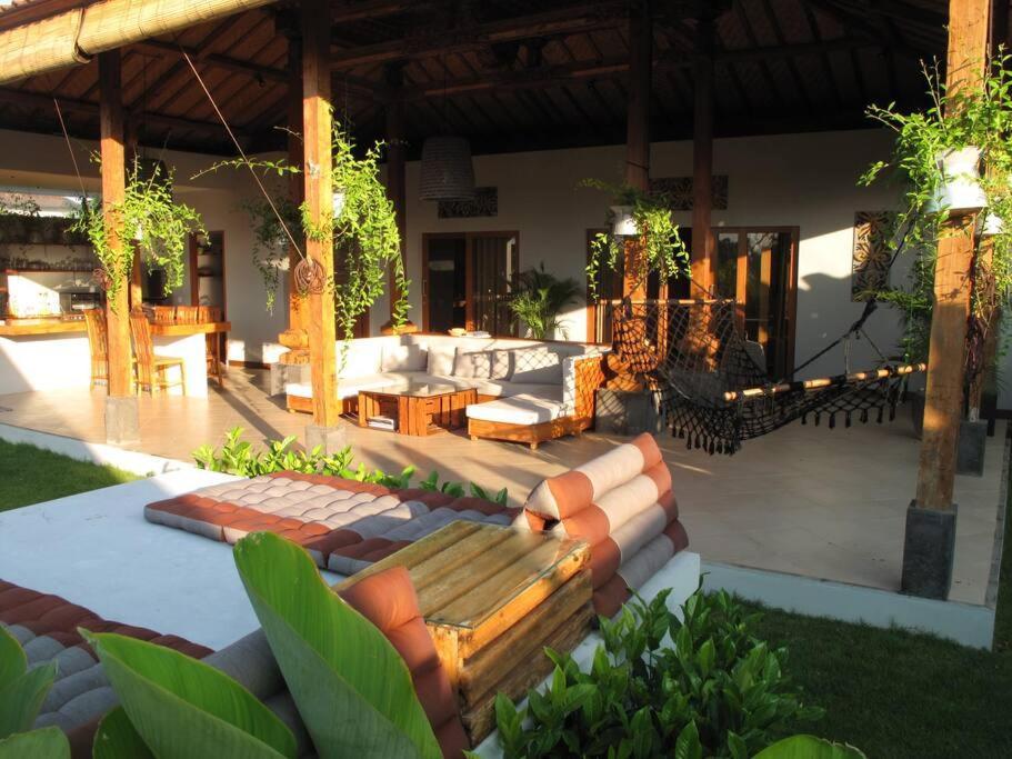 Jungle Joglo Villa Canggu  Exterior photo